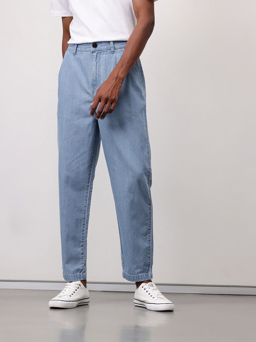 ether Men Chambray Pleated Trousers