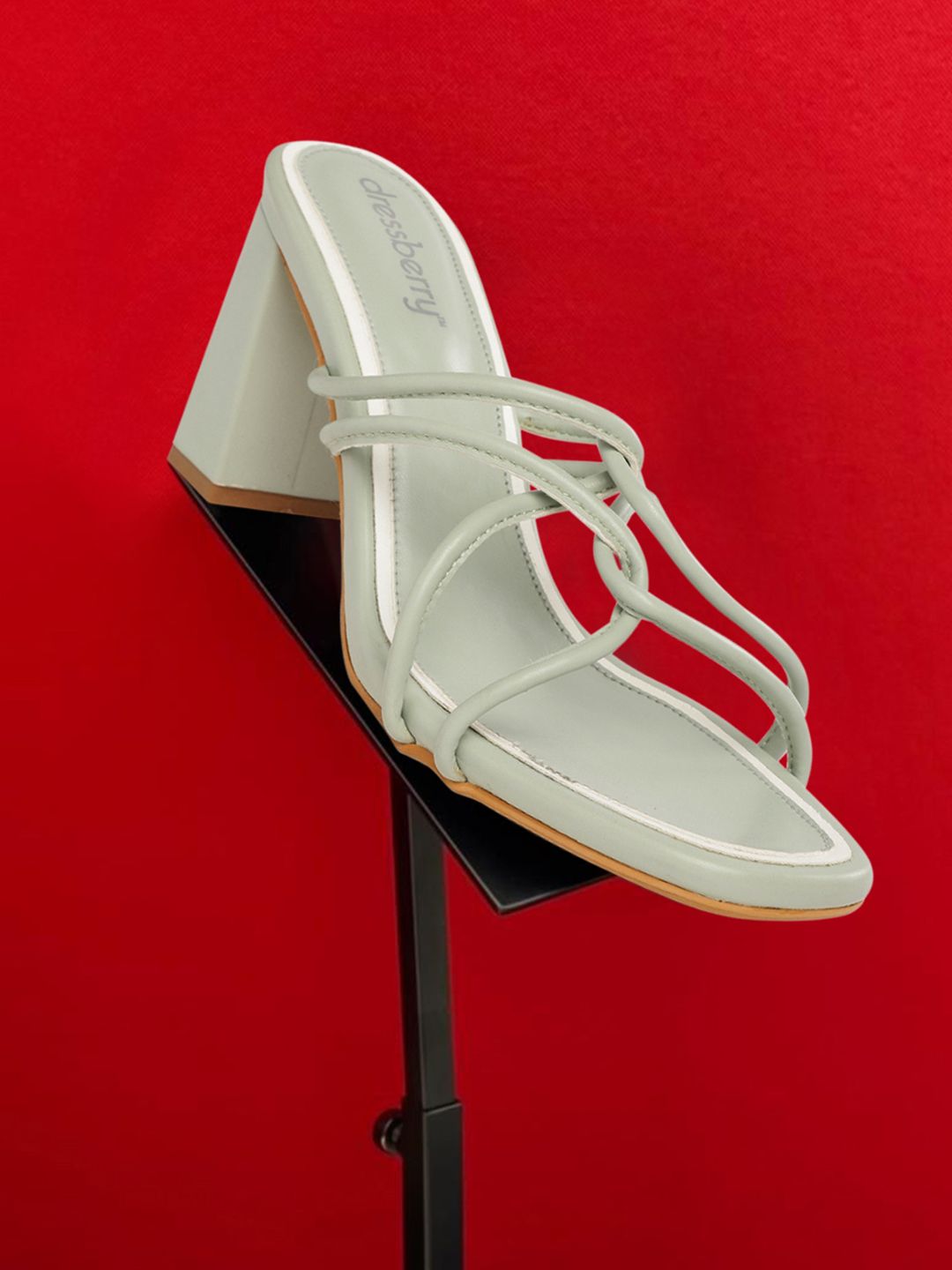 DressBerry Sea Green Solid Block Heels