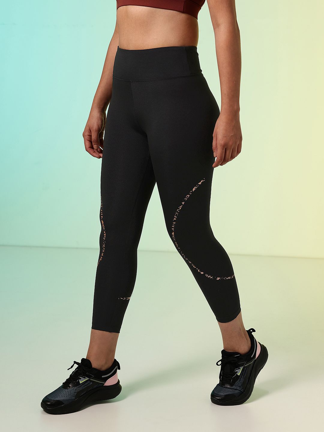 HRX by Hrithik Roshan Women Printed Rapid-Dry Training or Gym Sports Tights