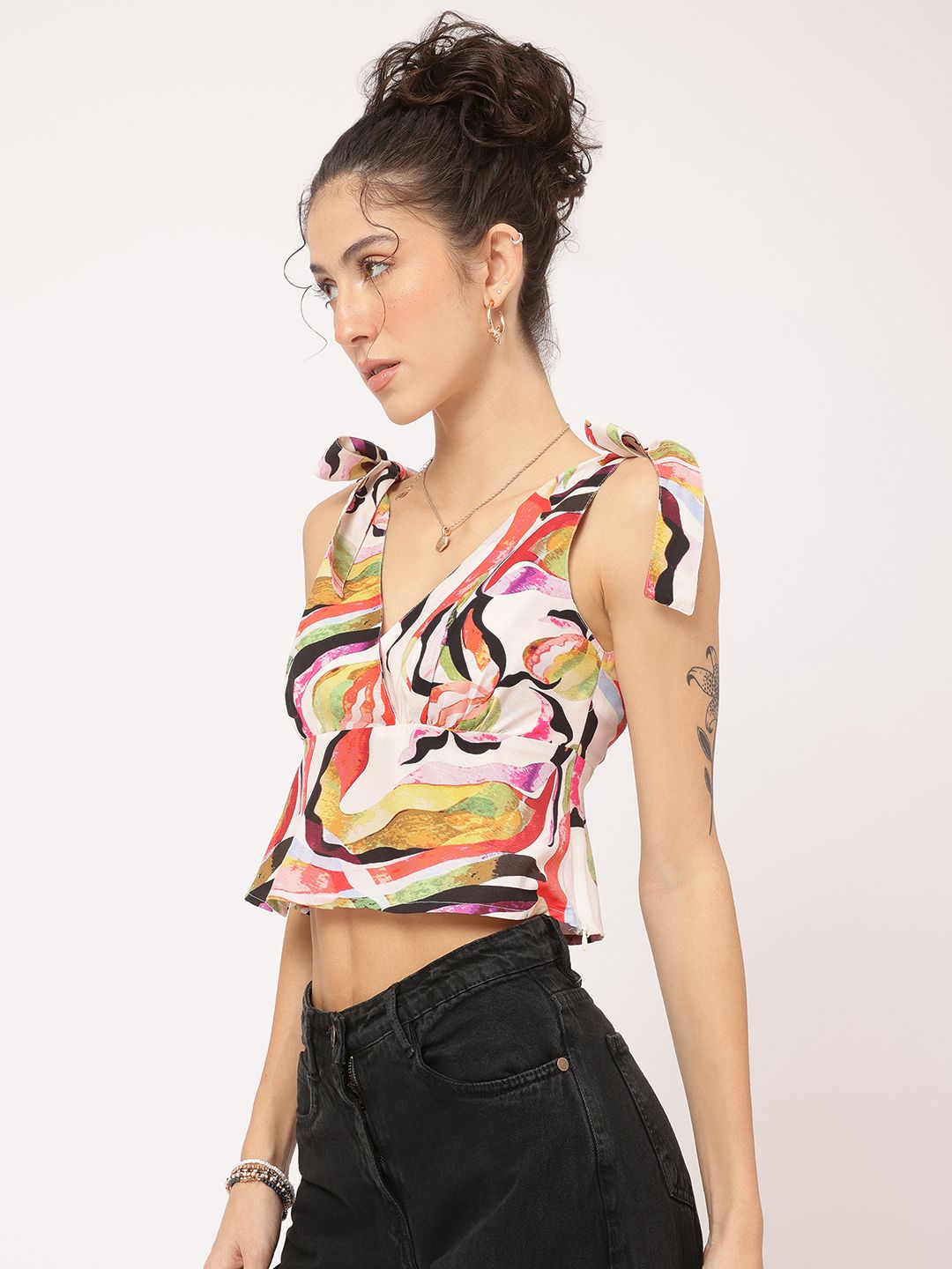 DressBerry Abstract Art Tie-Up Straps Crop Top