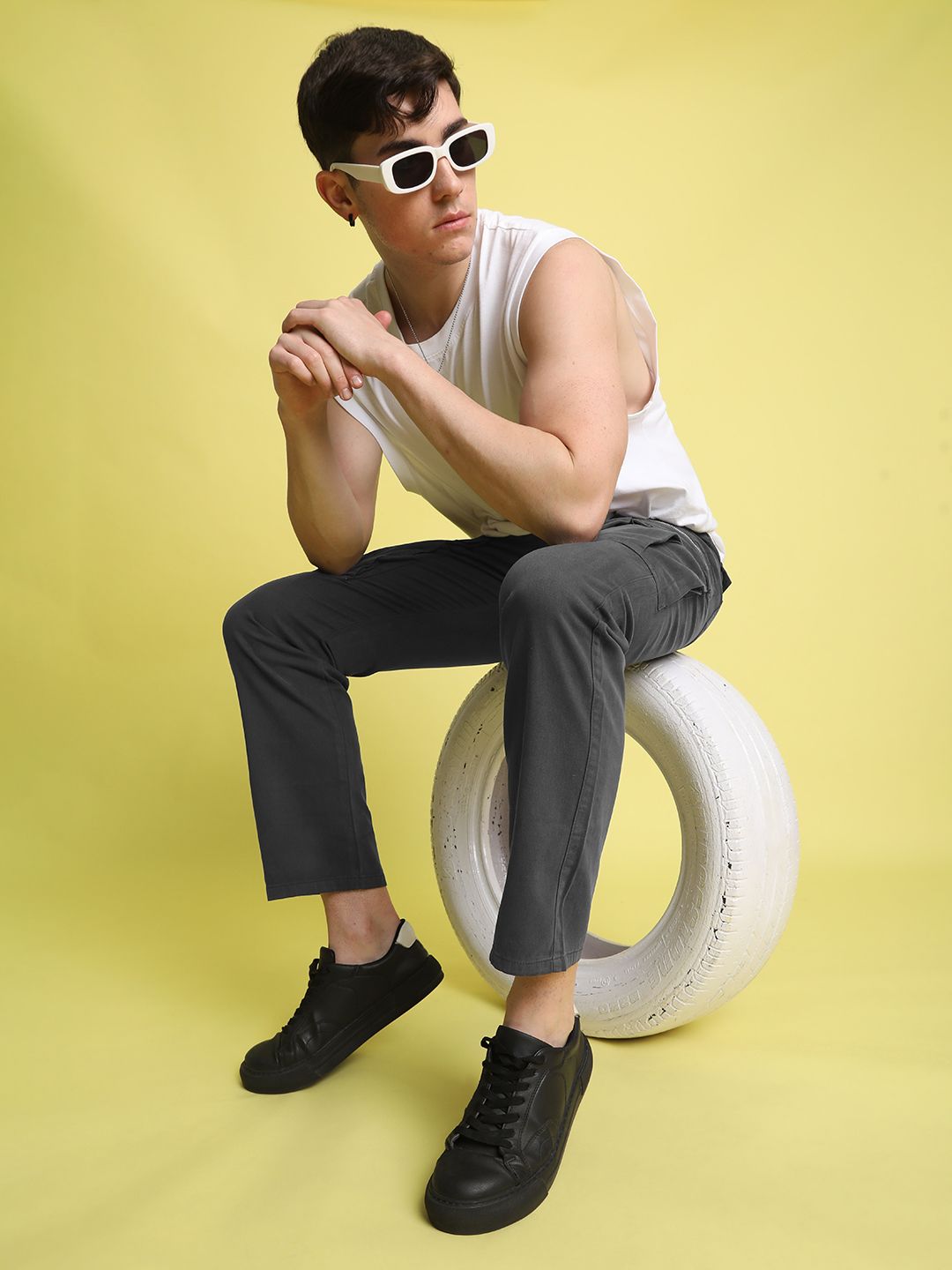 Bene Kleed Men Relaxed Pure Cotton Cargos Trousers