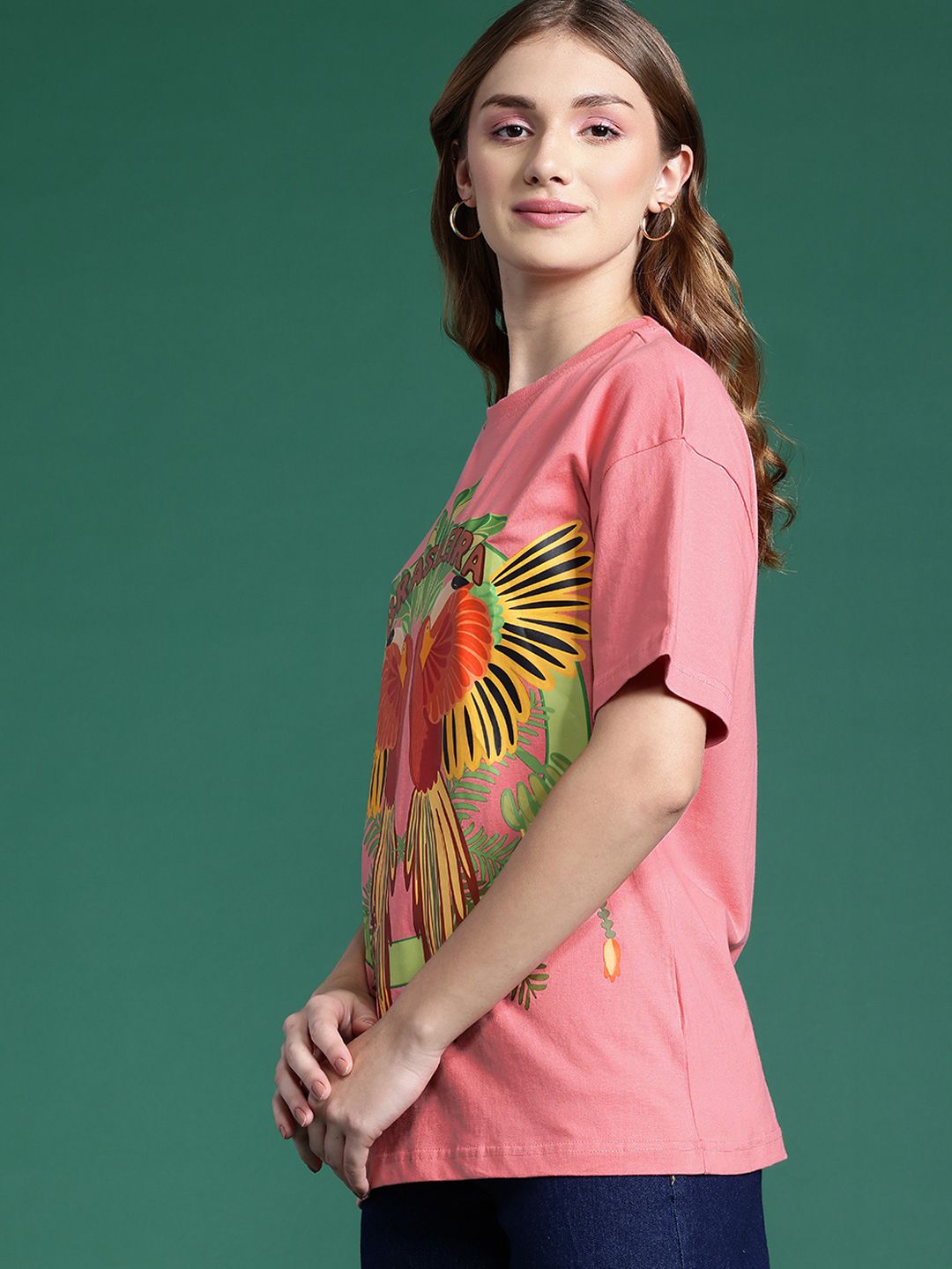 DressBerry Graphic Printed Drop-Shoulder Sleeves T-shirt