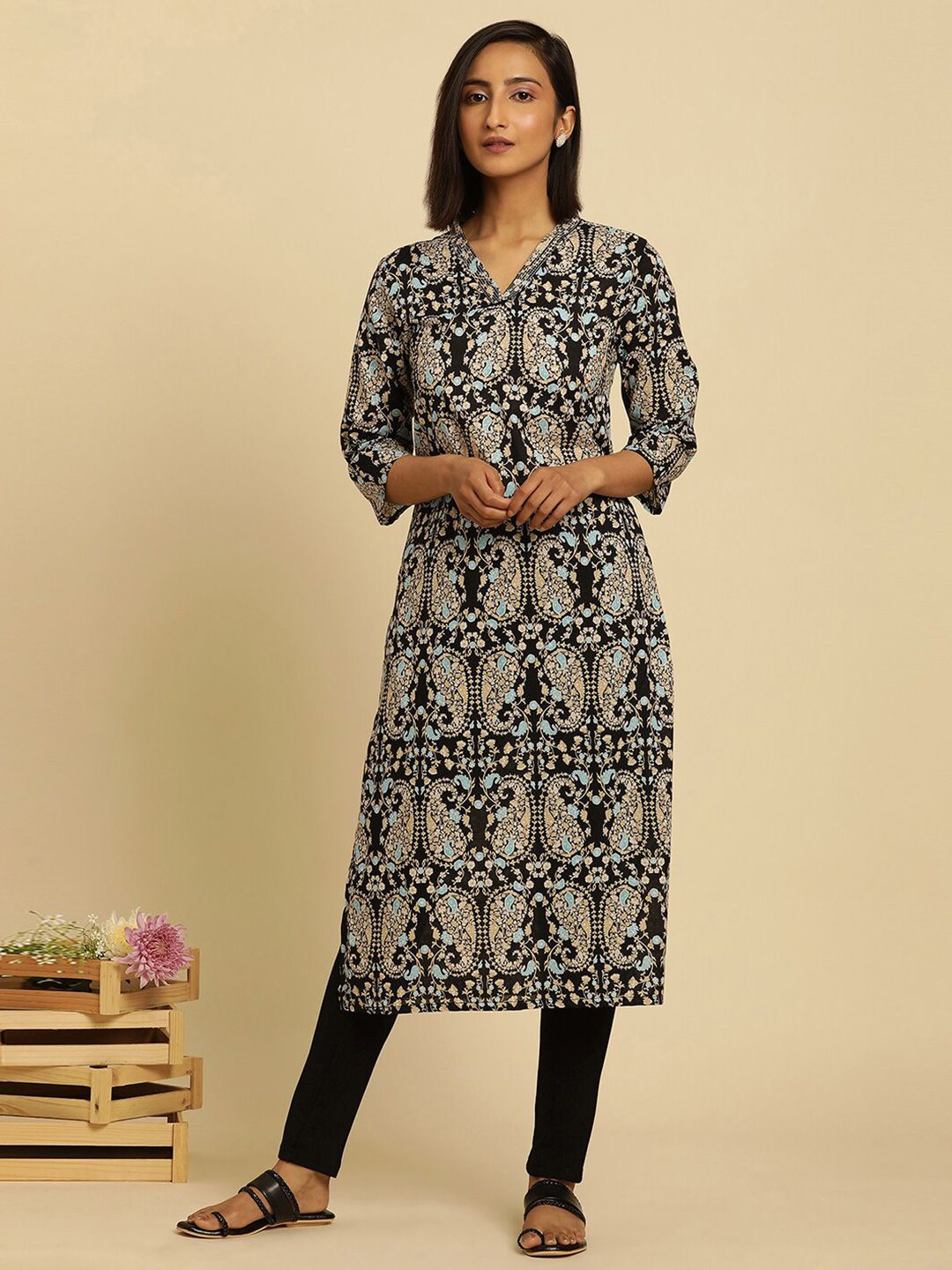 W Paisley Printed V Neck Straight Kurta