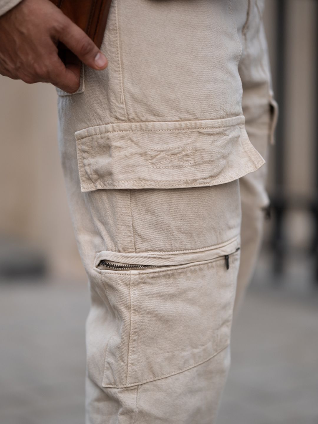Powerlook Men Loose Fit Cotton Cargos Trousers