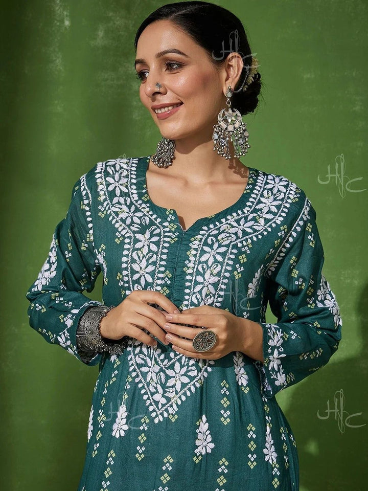 House of Chikankari Women Embroidered Chikankari Kurta