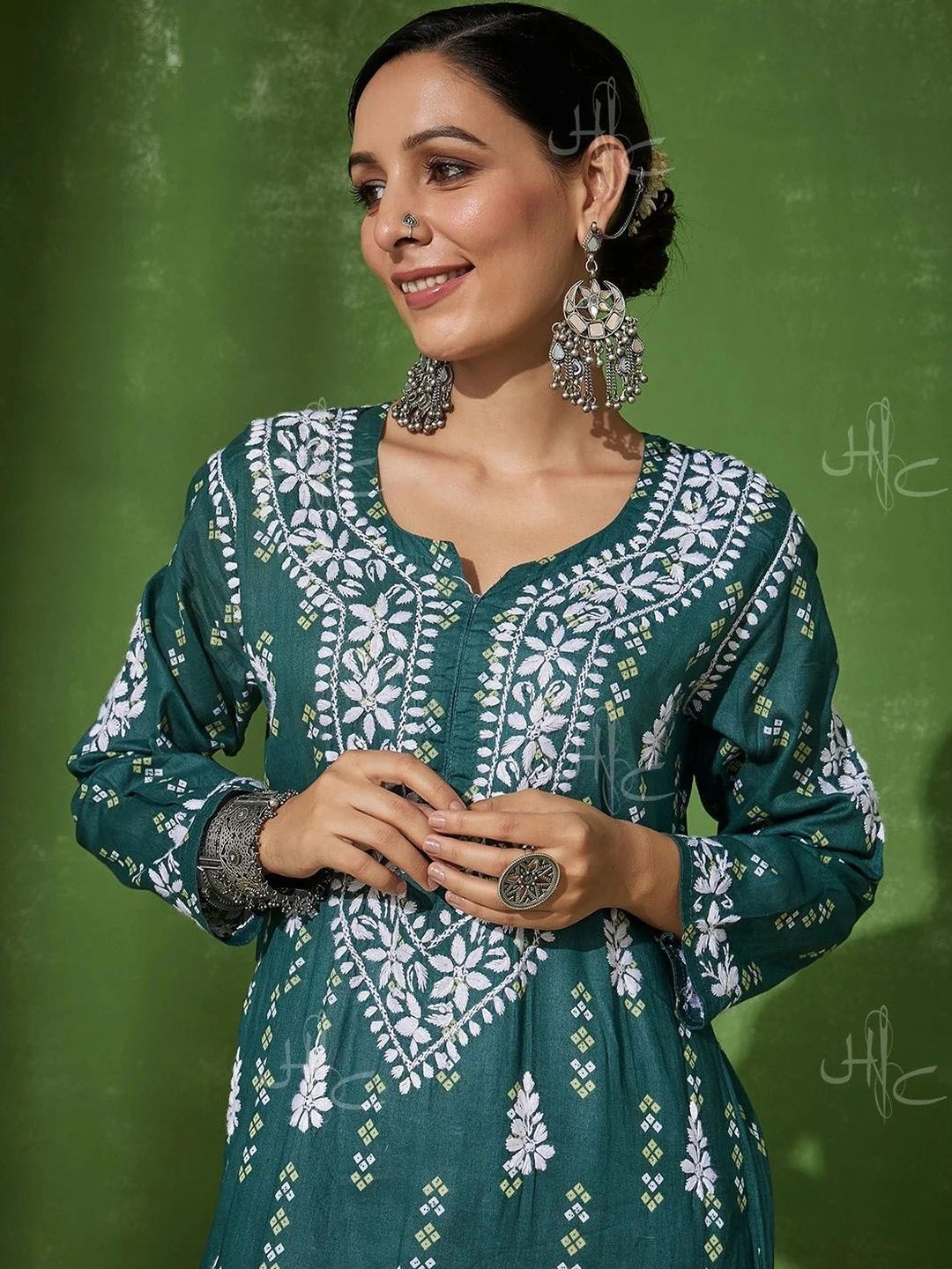 House of Chikankari Women Embroidered Chikankari Kurta
