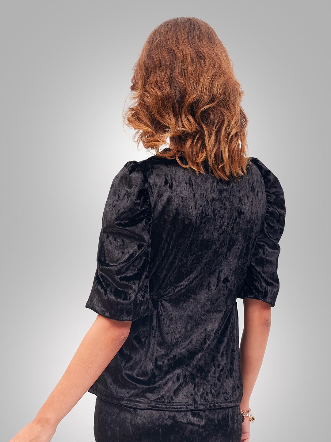 SASSAFRAS Black Abstract Printed Puffed Sleeves Velvet Front Button Top