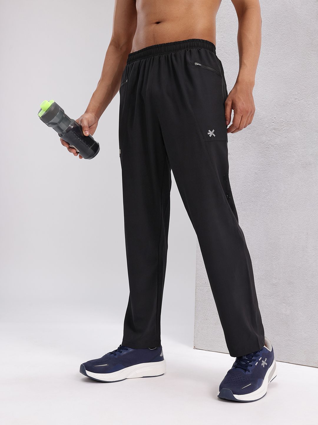HRX oleh Hrithik Roshan Men Butiran Reflektif Rapid-Dry Running Seluar Lintasan