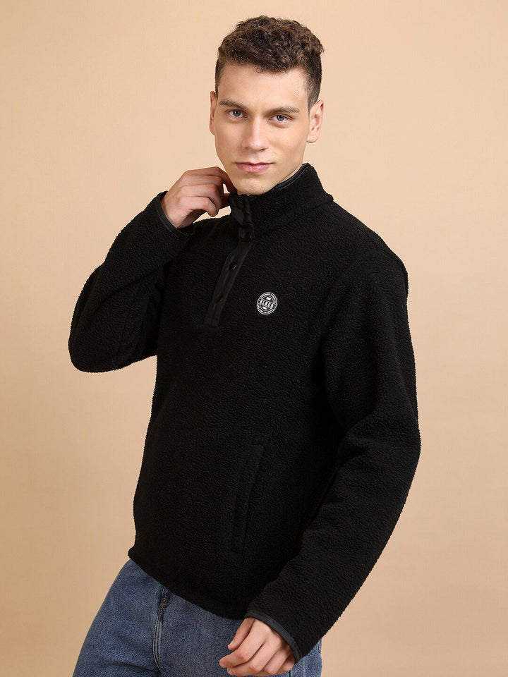 HIGHLANDER Black High Neck Sweatshirt