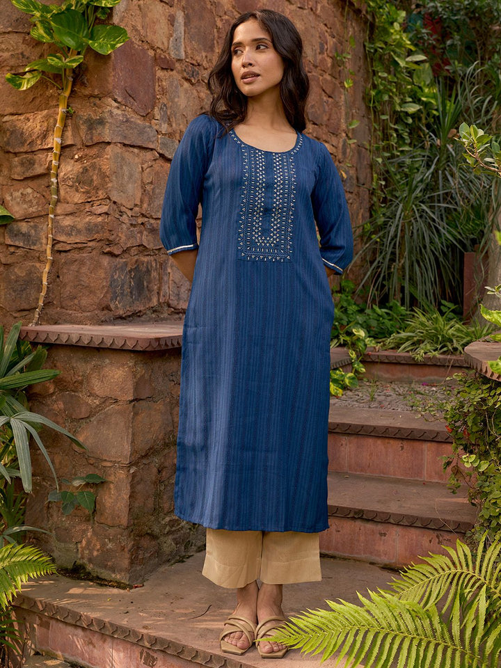 Libas Round Neck Ethnic Motifs Embroidered Dobby Straight Kurta