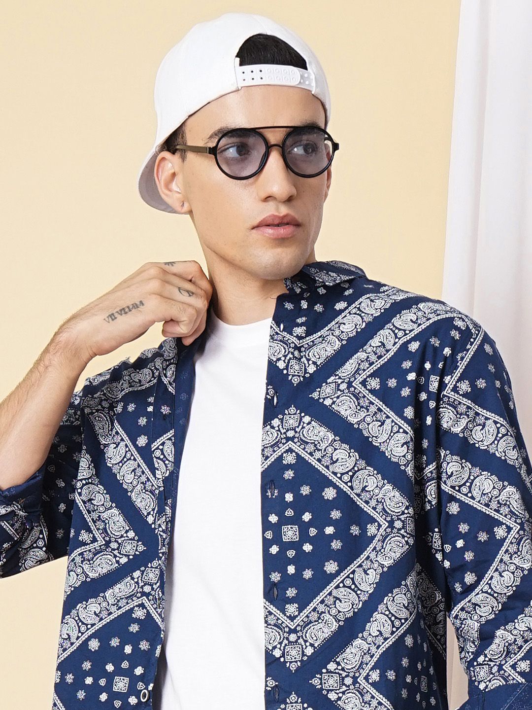 The Indian Garage Co Men Navy Blue & White Printed Casual Shirt
