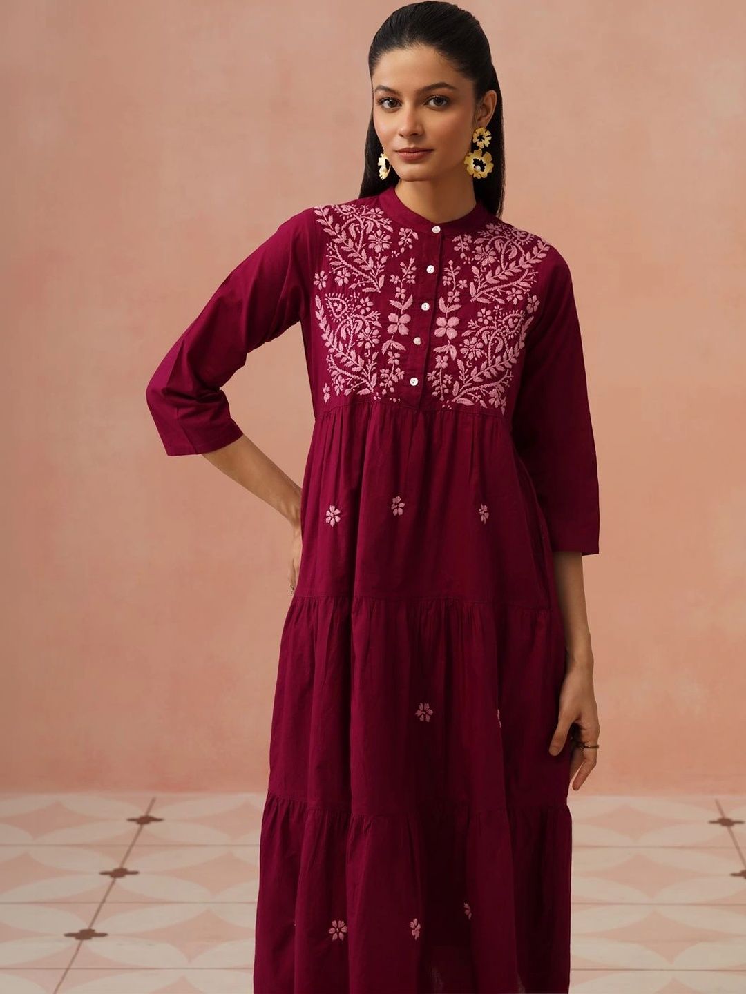 Pakaian A-Line Bersulam Bunga Rumah Chikankari