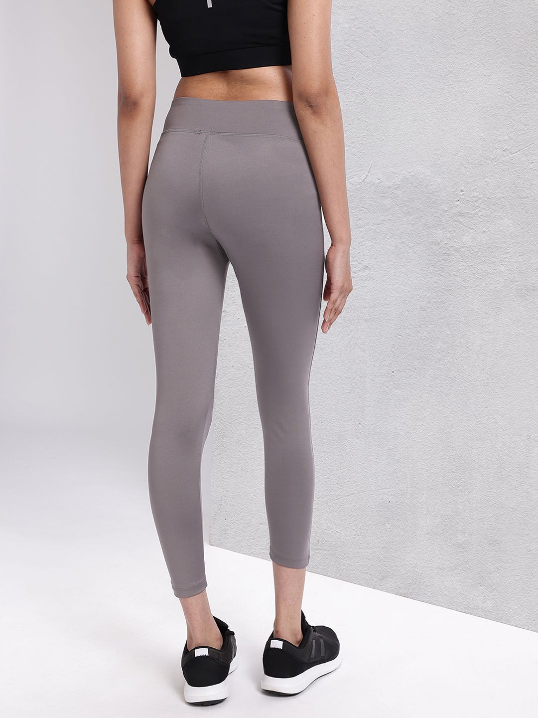 HRX by Hrithik Roshan Women Rapid-dry Cropped Training Tights