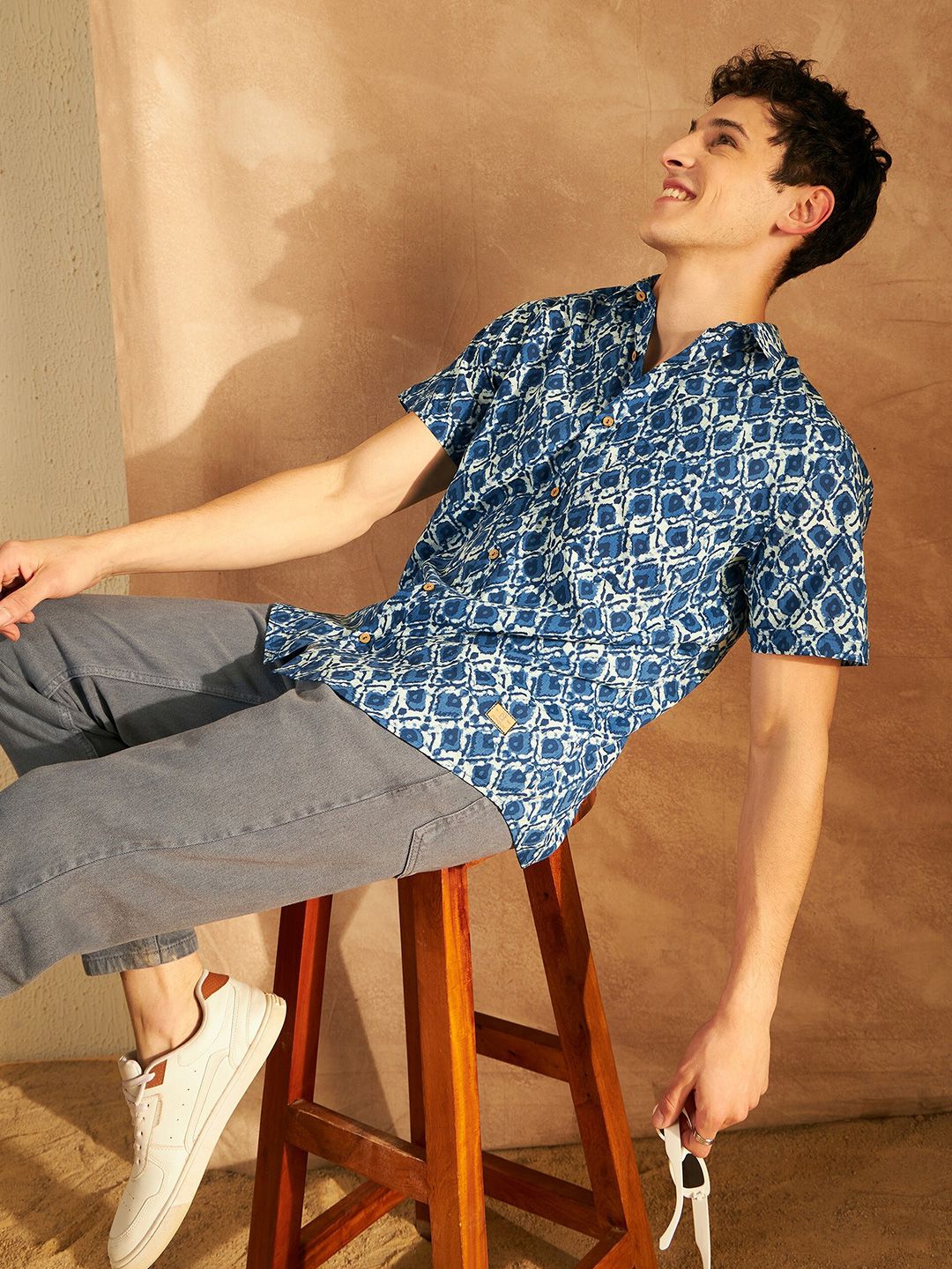 DENNISON Smart Printed Spread Collar Short Sleeves Cotton Lightweight Shirt