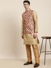 SOJANYA Kurta Emas & Merah Lelaki dengan Jaket Churidar & Nehru