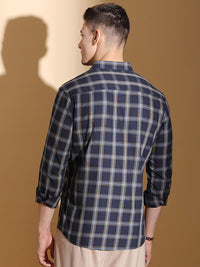 The Indian Garage Co Slim Fit Tartan Checked Twill Pure Cotton Casual Shirt