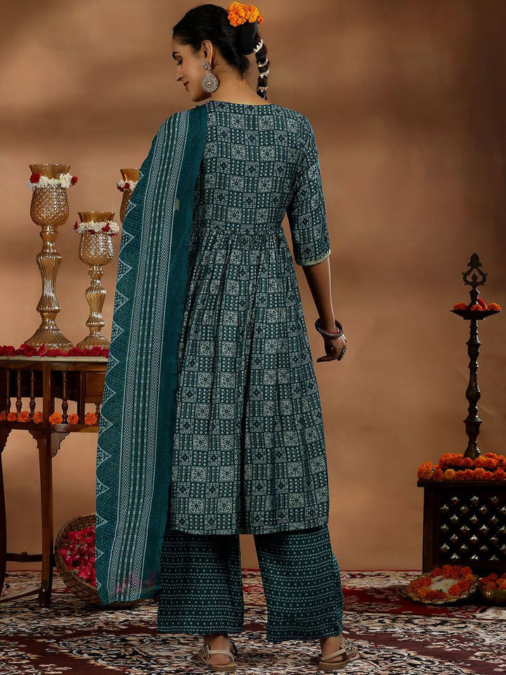 Libas Ethnic Motifs Printed Empire Gotta Patti Kurta with Trousers & Dupatta