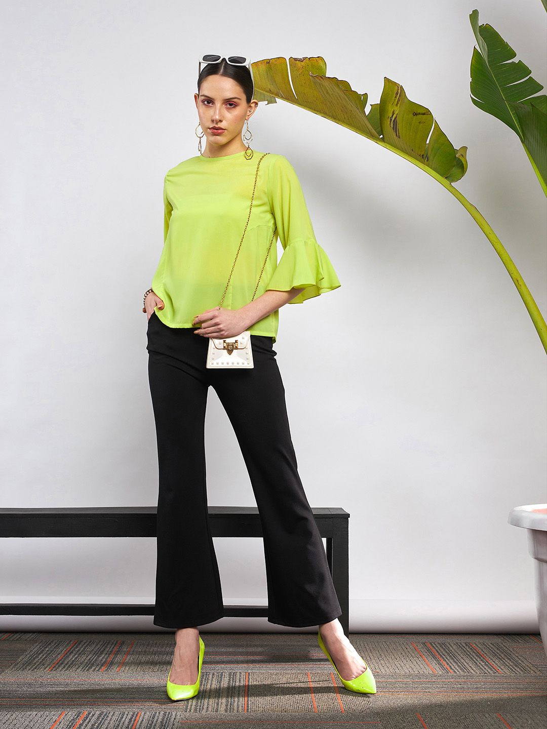 SASSAFRAS Green Bell Sleeve Georgette Top