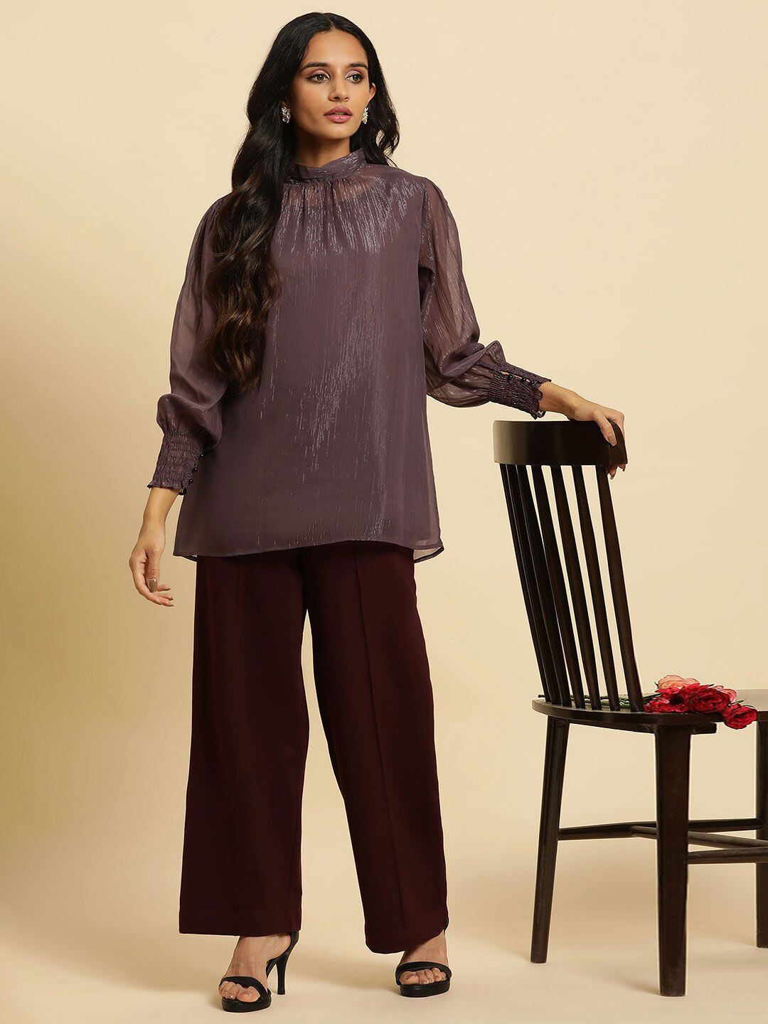 W High Neck Regular Top