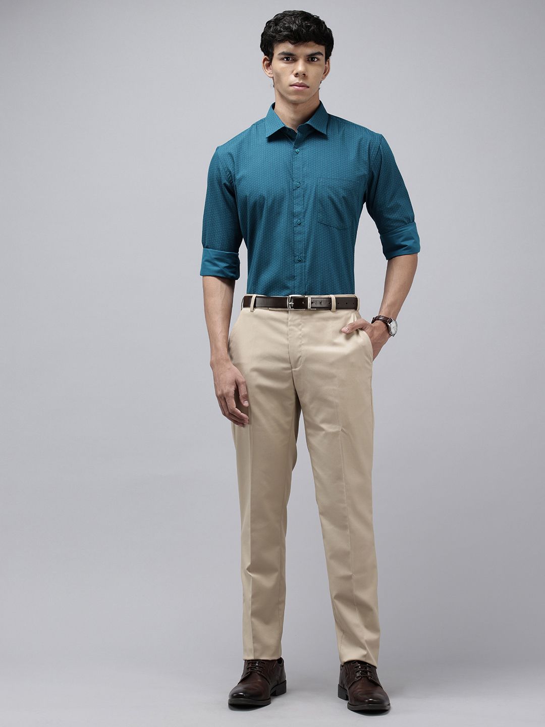 Park Avenue Slim Fit Geometric Printed Formal Shirt
