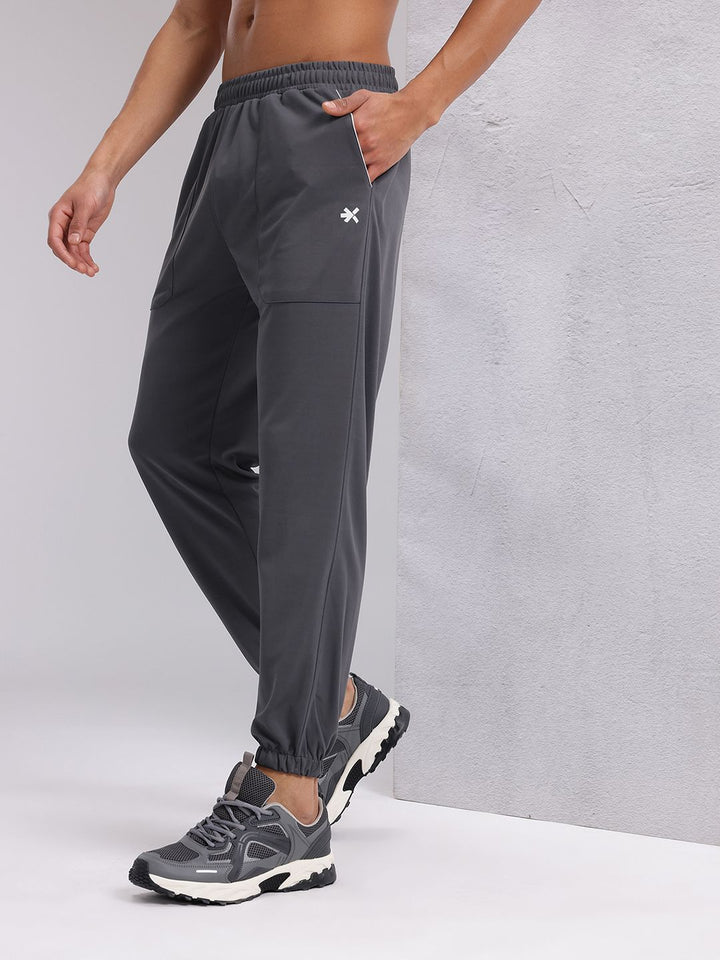 HRX by Hrithik Roshan Men Solid Joggers