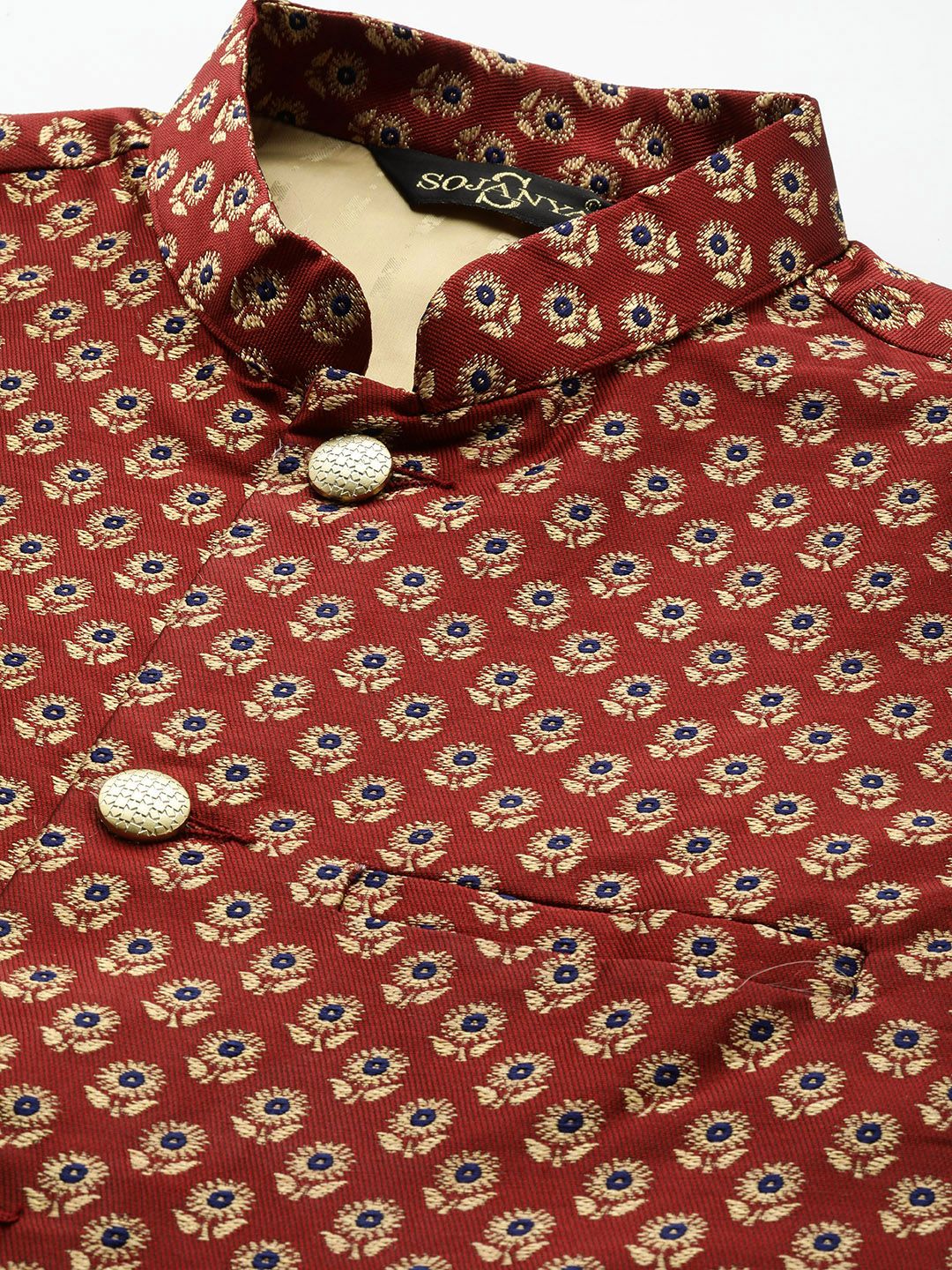 SOJANYA Men Cream-Coloured Striped Thread Work Straight Kurta Churidar & Nehru Jacket