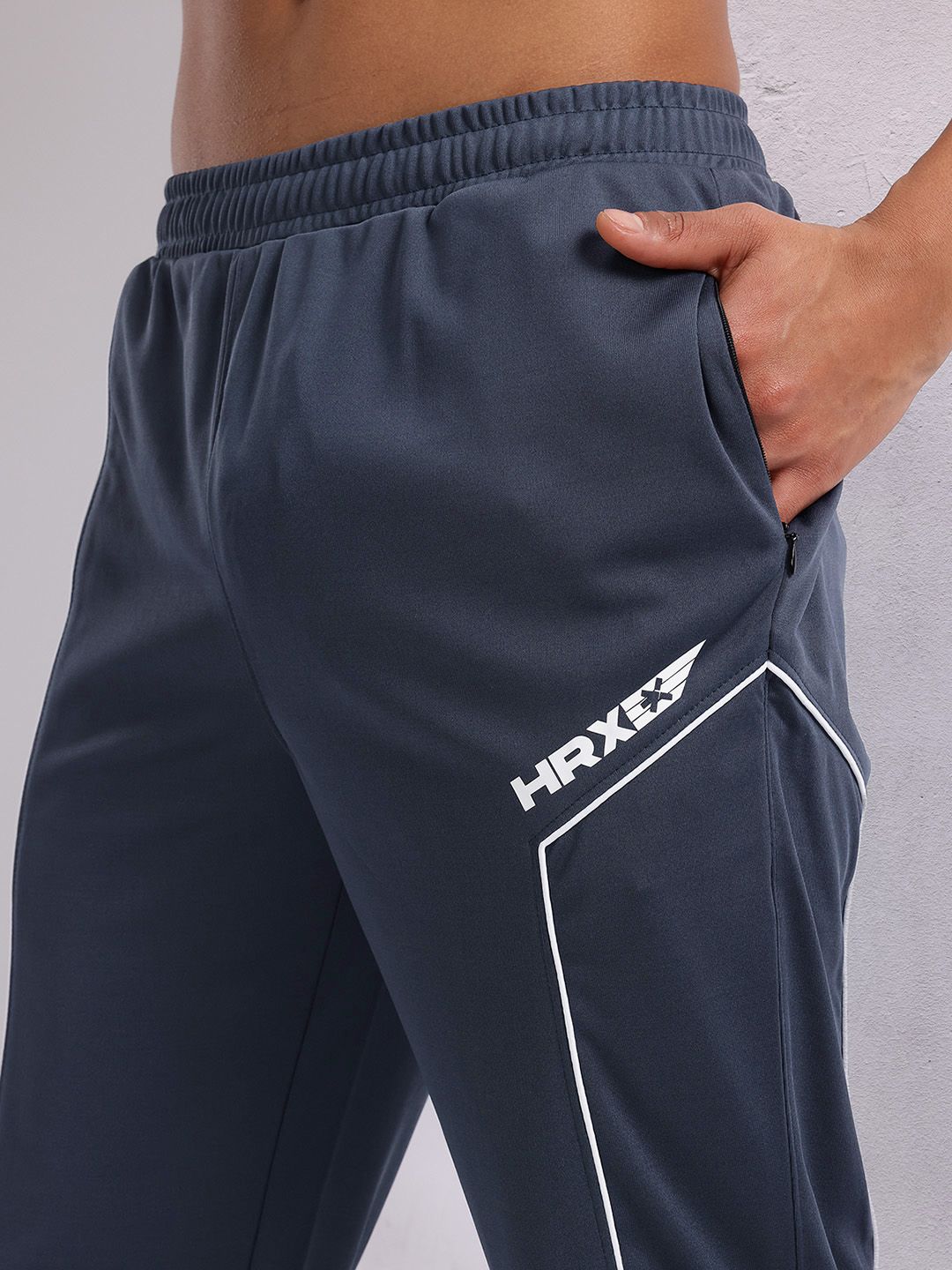 HRX by Hrithik Roshan Men Contrast Piping Rapid-Dry Training Joggers