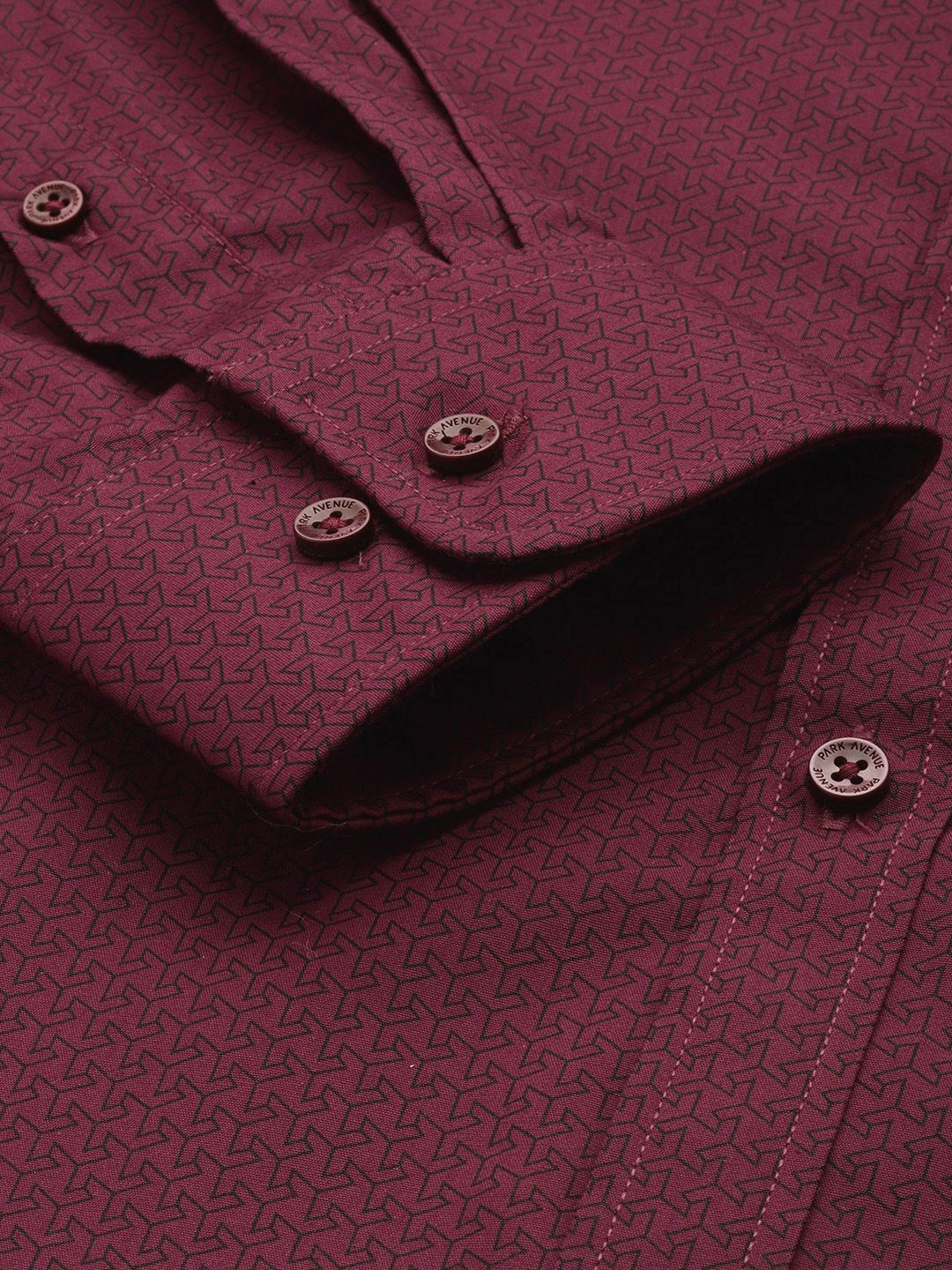 Park Avenue Slim Fit Geometric Printed Formal Shirt