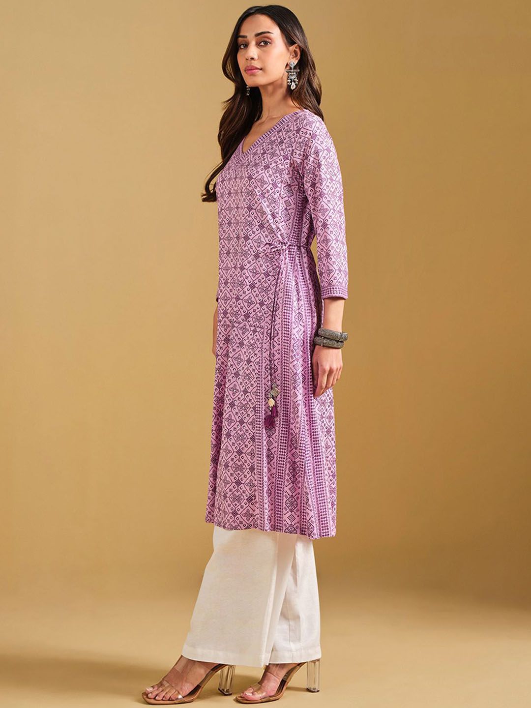 Global Desi Ethnic Motifs Printed V-Neck A-Line Kurta