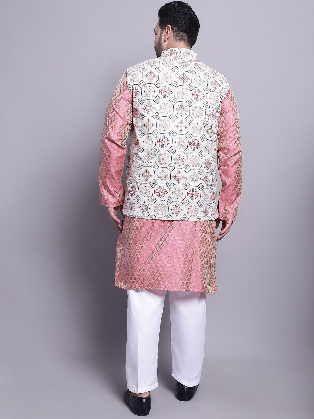 SOJANYA PLUS Ethnic Motifs Woven Design Kurta With Pyjamas & Nehru Jacket