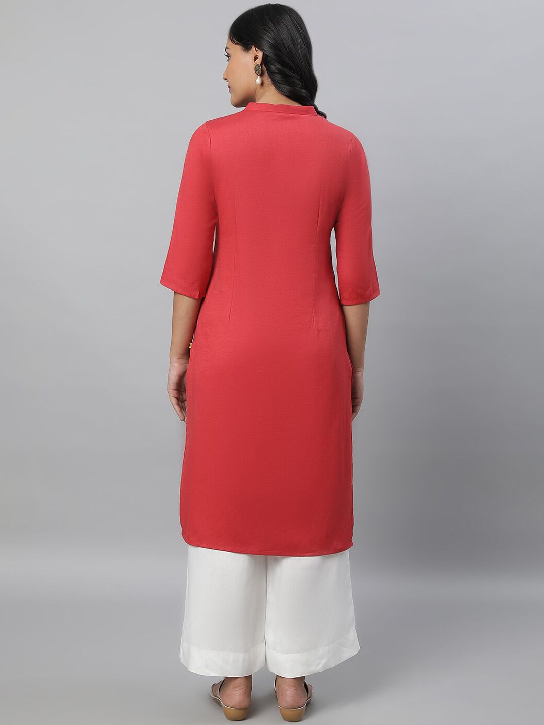 AURELIA Mandarin Collar Thread Work Straight Kurta