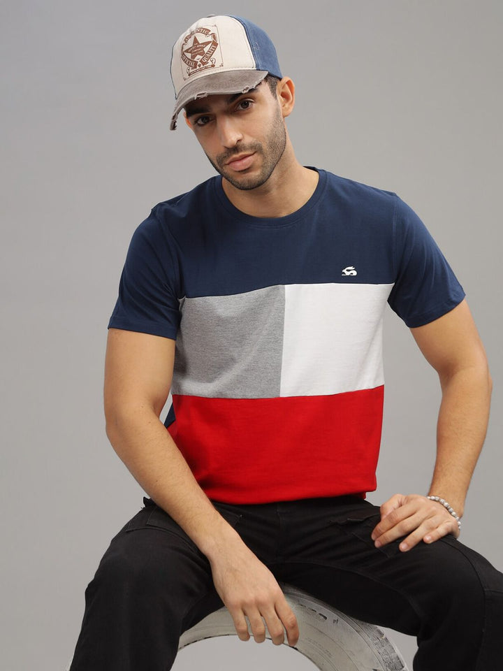ADRO Colourblocked Regular Fit Cotton T-shirt