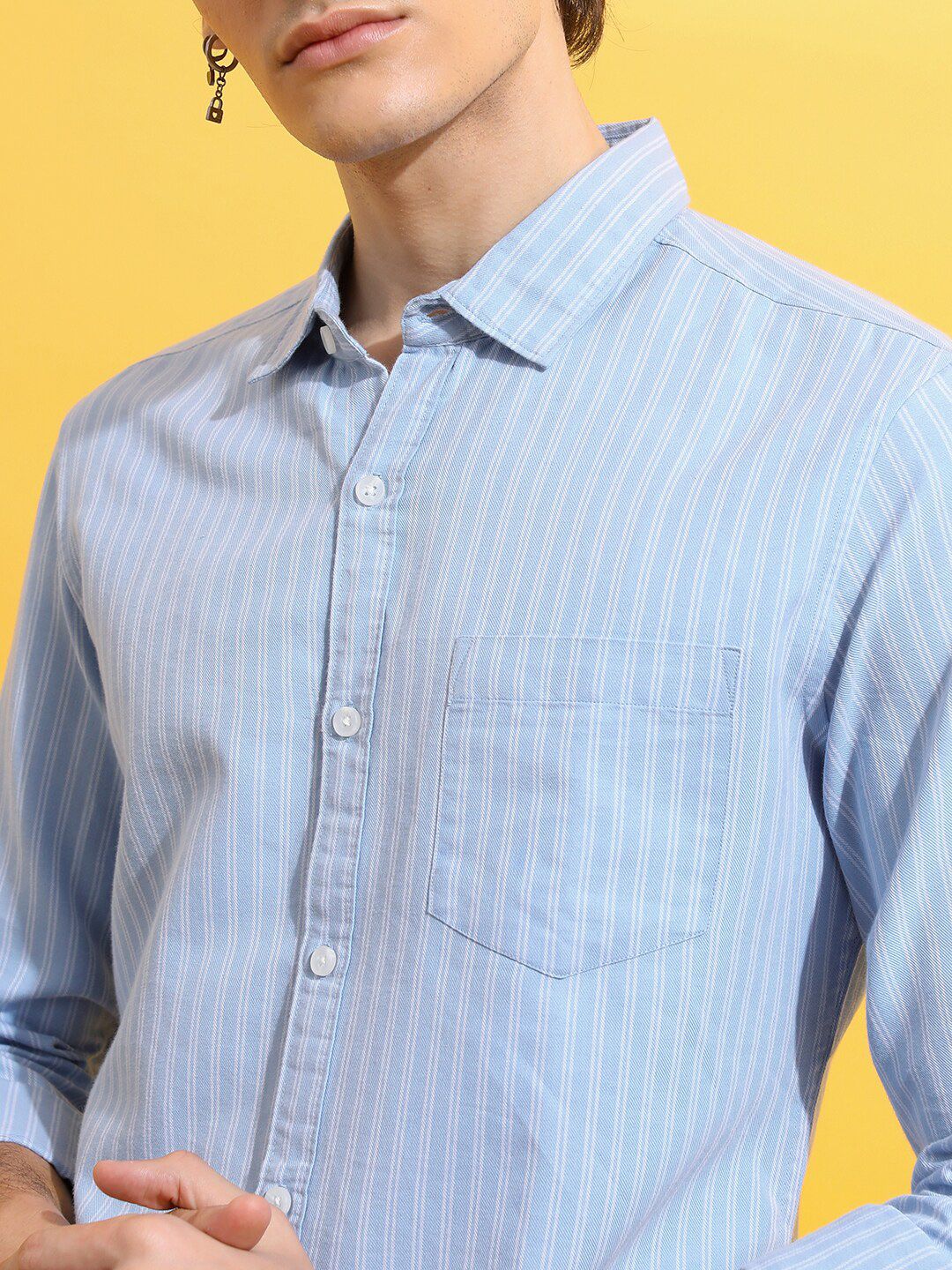 HIGHLANDER Men Blue Slim Fit Opaque Striped Casual Shirt