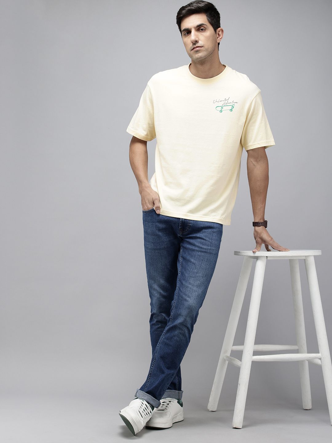SPYKAR Graphic Printed Drop-Shoulder Sleeves Relaxed Fit T-shirt