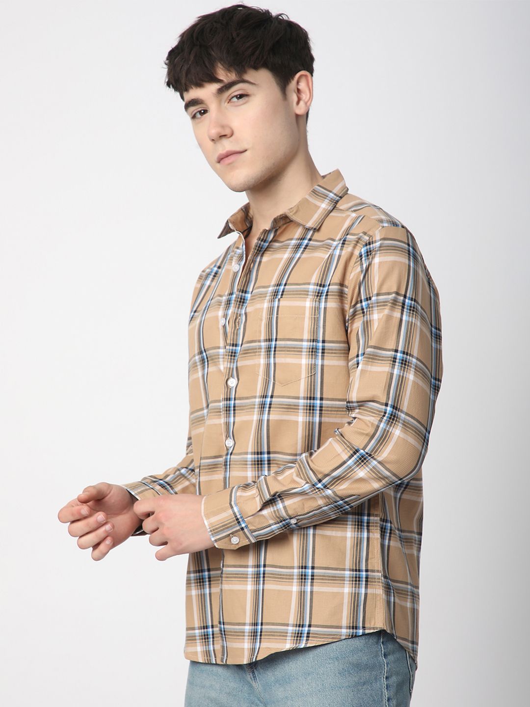 VASTRADO Men Classic Slim Fit Opaque Checked Casual Shirt