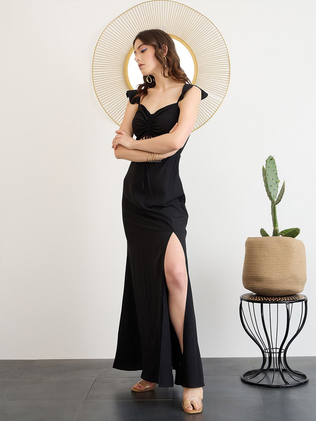 Berrylush Black Sweetheart Neck Tie Ups Maxi Dress