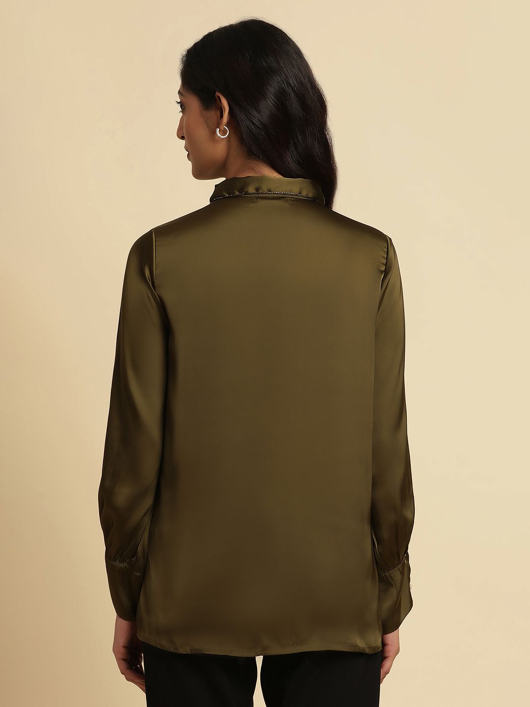 W Spread Collar Satin Shirt