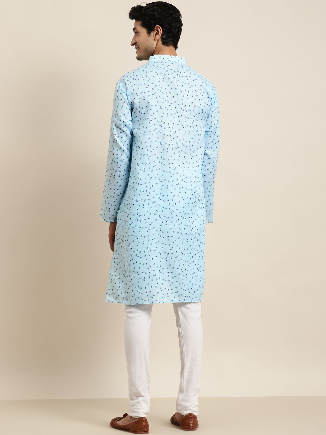 Anug by SOJANYA Men Blue Floral Printed Kurta