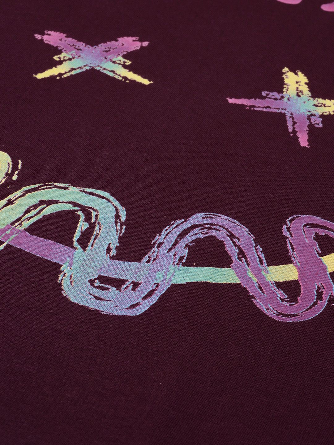 Difference of Opinion Men Burgundy Printed Pure Cotton Loose Longline T-shirt