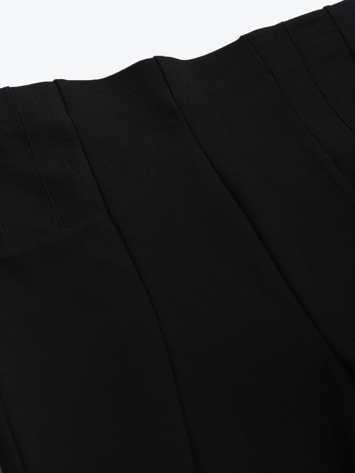 SASSAFRAS Women Black Solid High-Waist Treggings