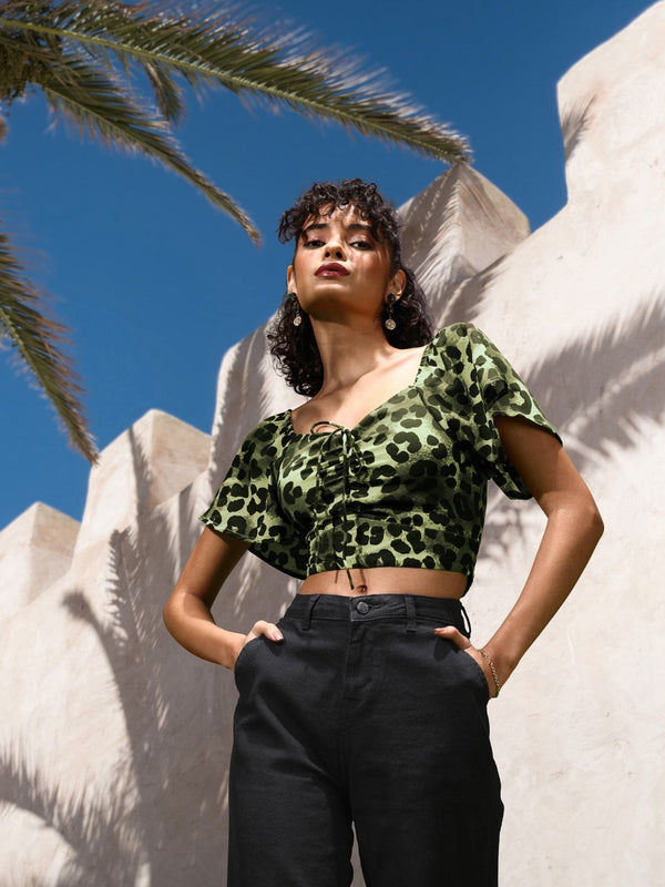 DressBerry Animal Print Sweetheart Neck Crop Top
