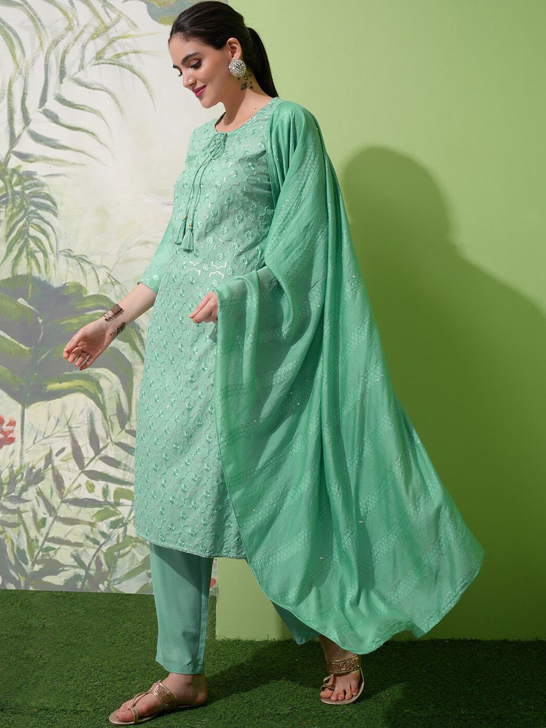 Vishudh Green Embroidered Tie-Up Neck Straight Kurta With Trousers & Dupatta