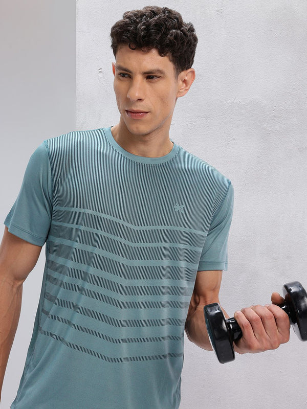 HRX oleh Hrithik Roshan Geometric Print T-Shirt Latihan Rapid-kering