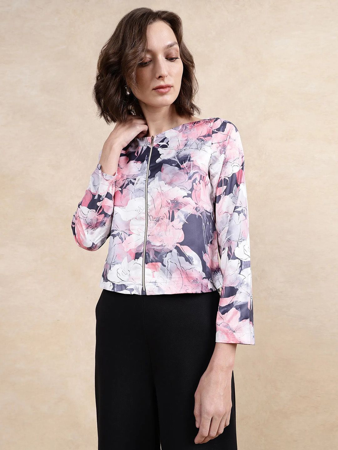 Rareism Women Floral Printed Round Neck Top