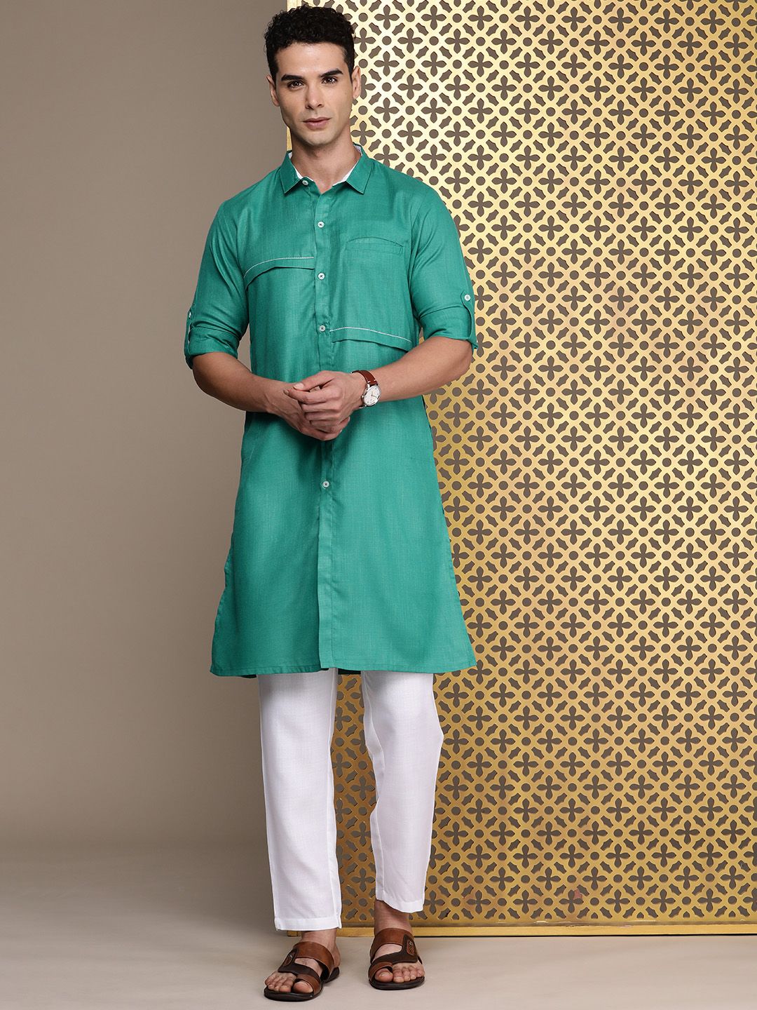 House of Pataudi Men Jashn Pathani Kurta With Trousers