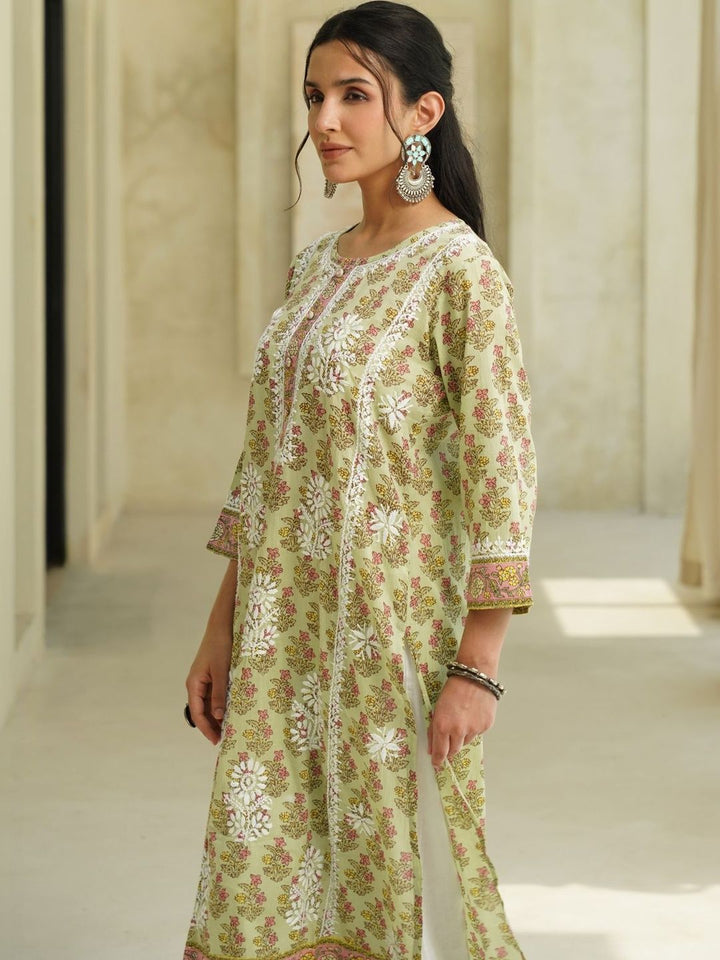 House of Chikankari Women Floral Printed Thread Work Indie Prints Kurta