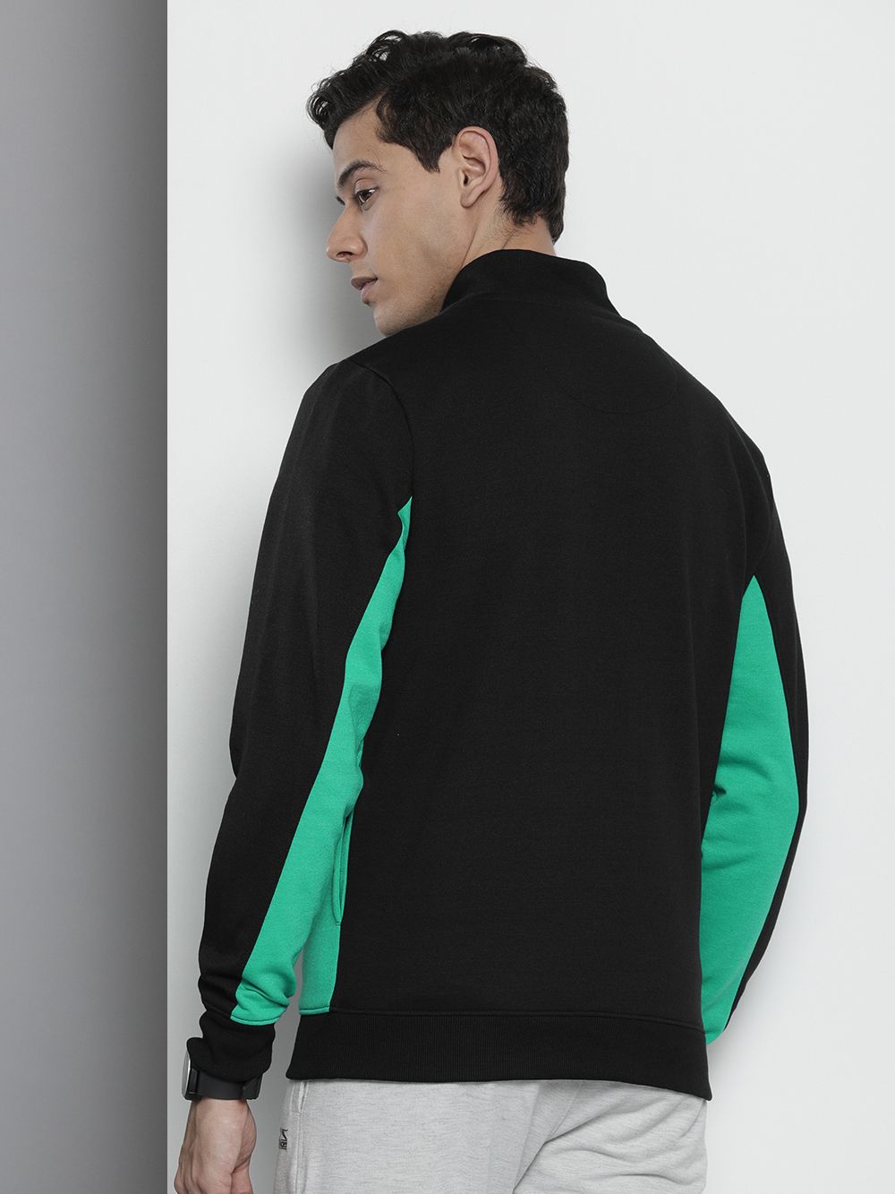 The Indian Garage Co Men Black & Green Colourblocked Sweatshirt