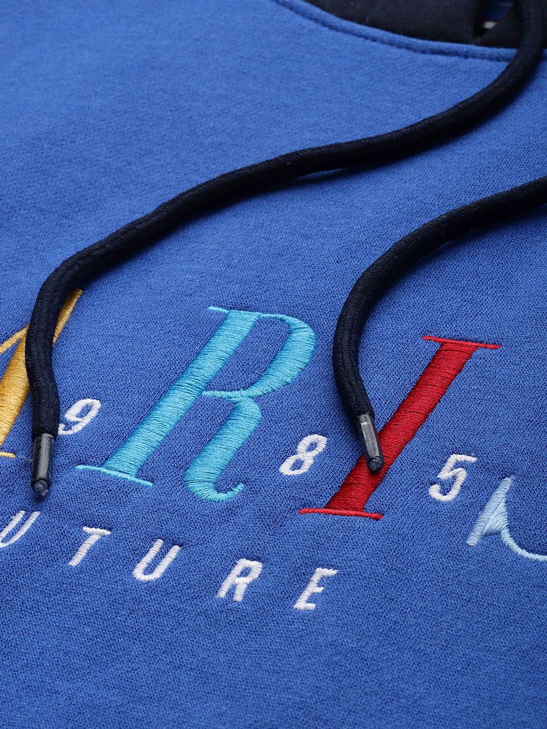 The Indian Garage Co Men Blue & Red Embroidered Hooded Sweatshirt