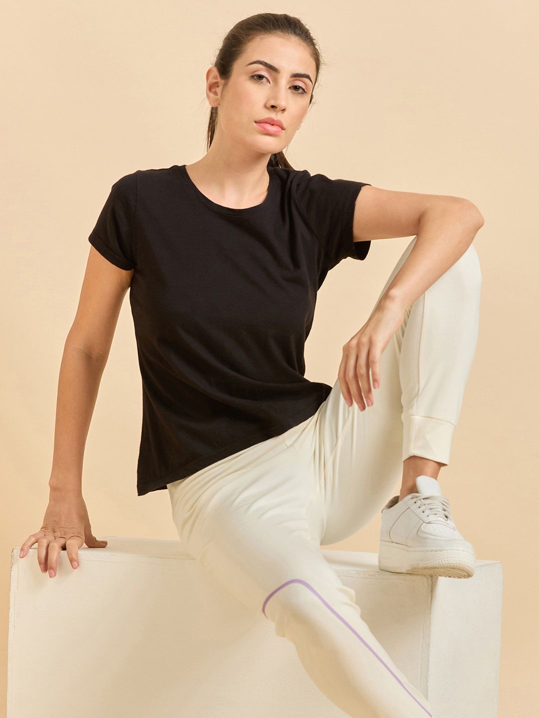 Sweet Dreams Women Mid-Rise Joggers