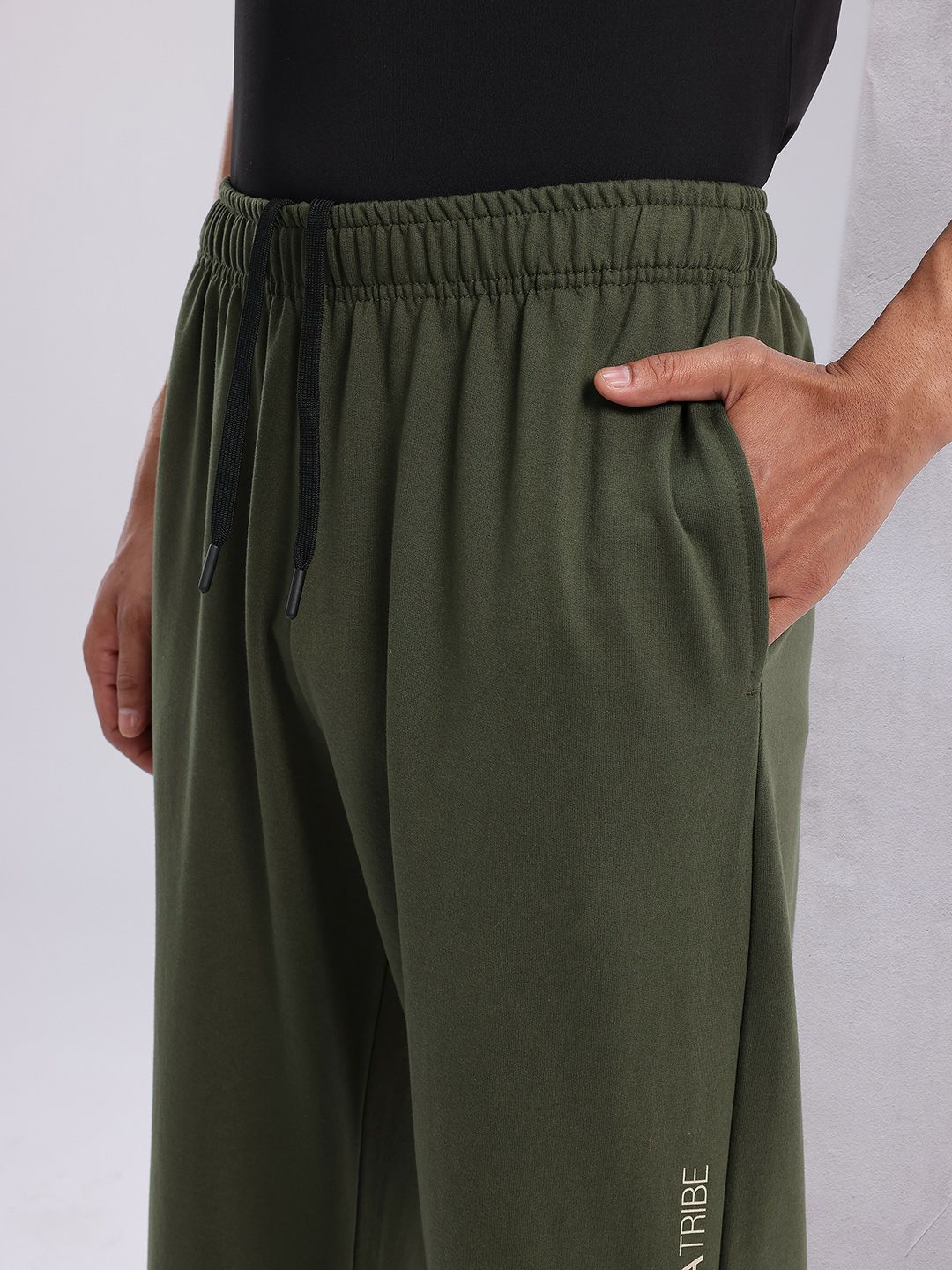 HRX by Hrithik Roshan Men Side Contrast Detail Yoga Track Pants